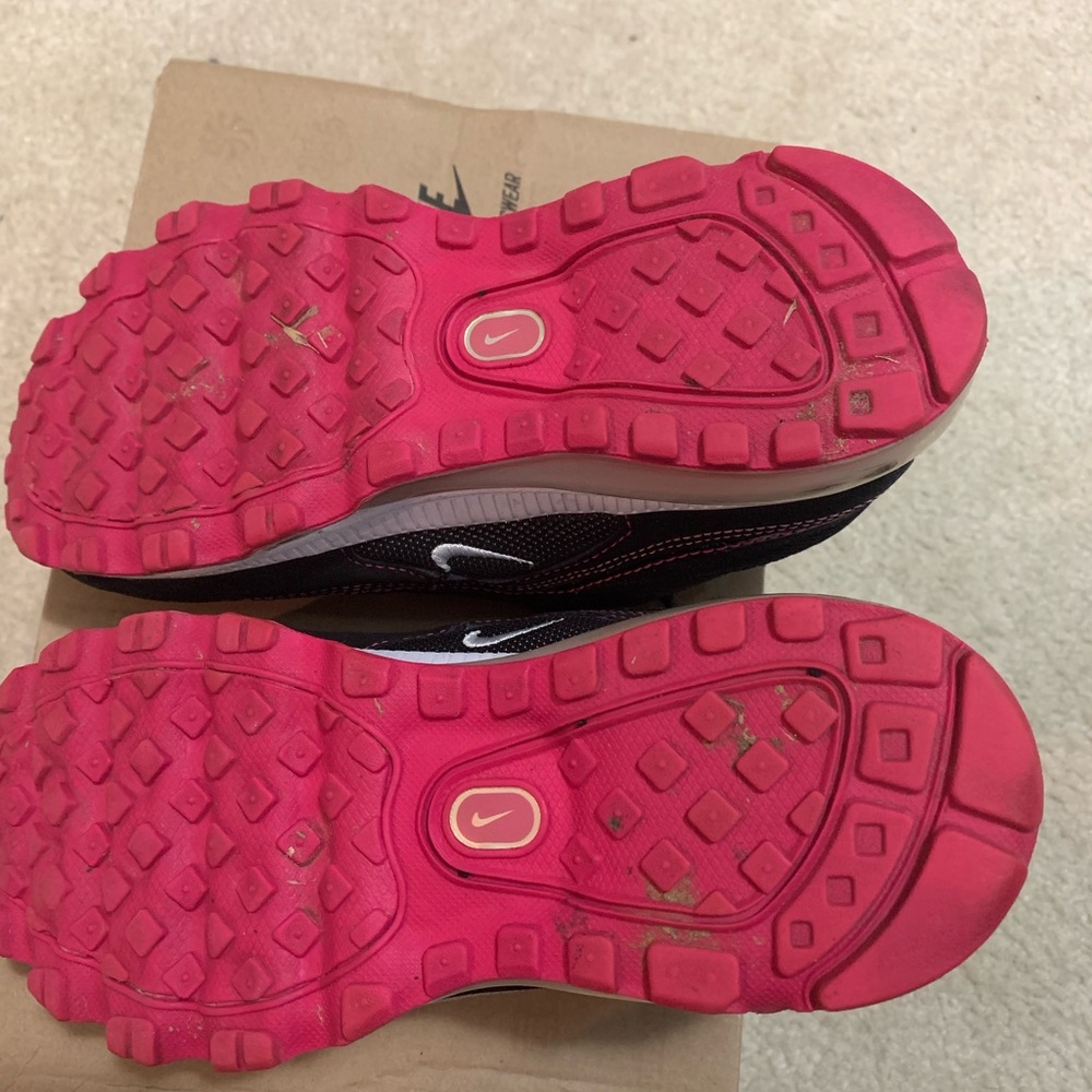 Nike Air Max - Picture 3 of 3